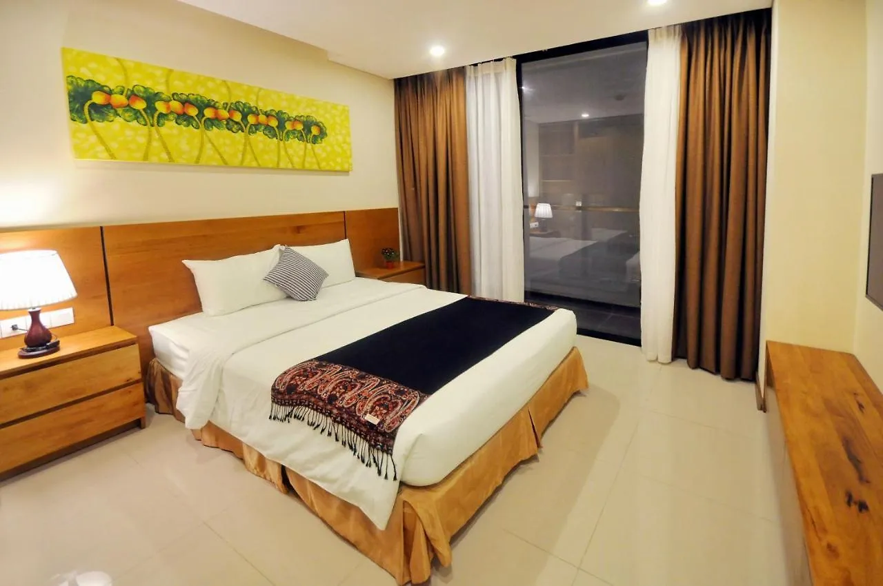 Holi Beach Hotel & Apartments نها ترانج